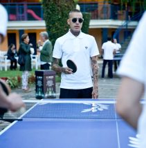PING PONG SOCIETY - FRED PERRY - WU